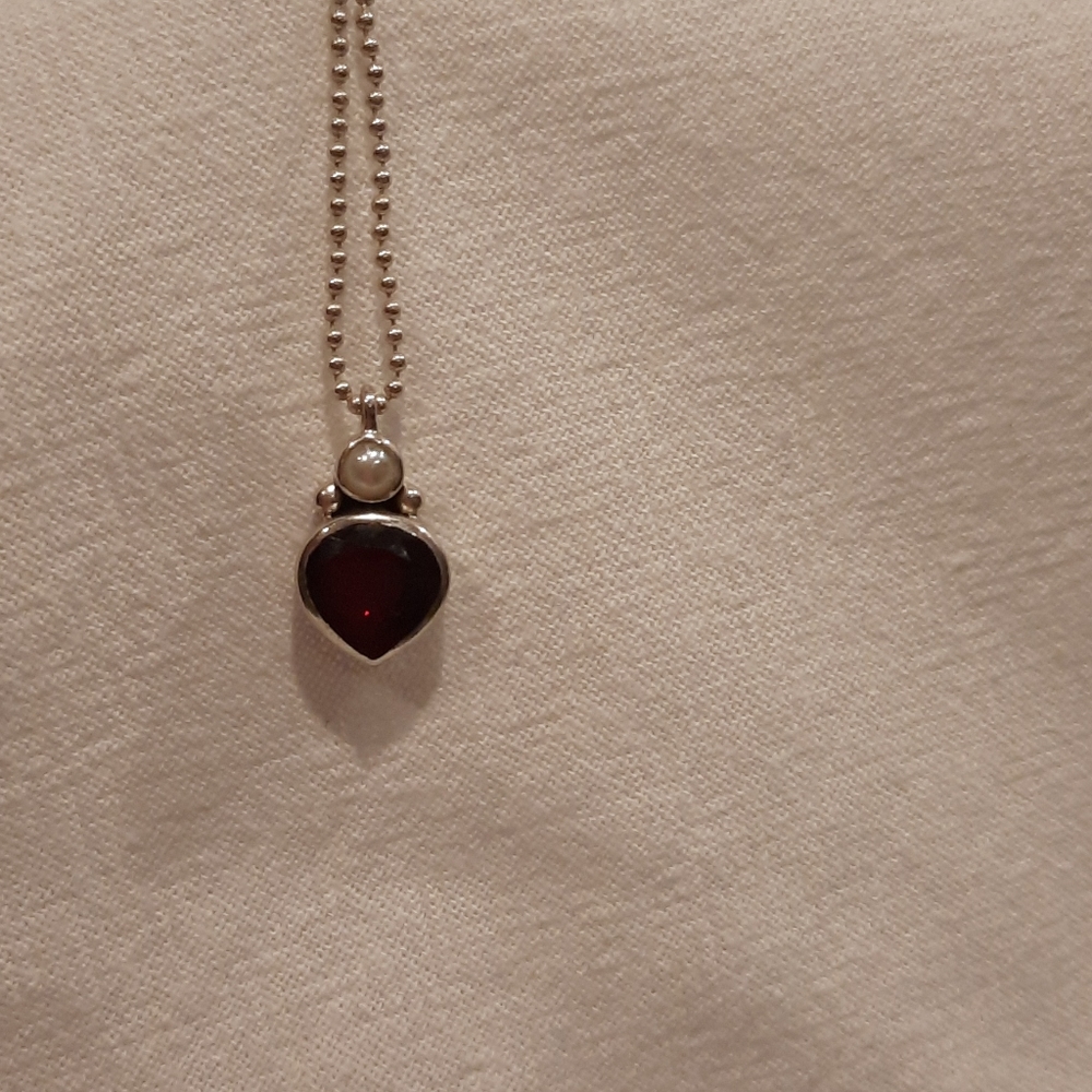 Garnet and pearl heart necklace